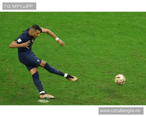 姆巴佩分享庆祝照片称国家德比胜利归球队活力无限展现精彩表现