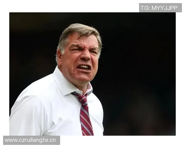 阿勒代斯质疑曼联未引进马特塔称其中锋实力无与伦比