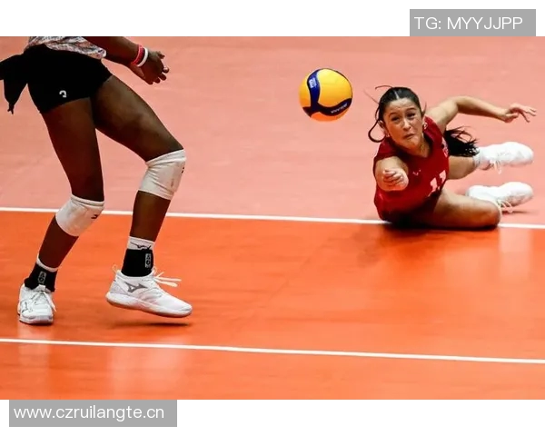 比朔夫首度为U21进球喜悦之情提升自信心展望未来表现