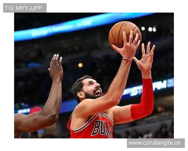 基德称赞克里斯蒂三分命中率高达565防守表现同样出色