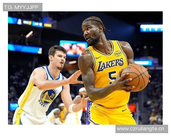 湖人计划休赛期追逐中锋目标锁定3D侧翼球员艾顿仅为短期选择 湖人计划休赛期追逐中锋目标锁定3D侧翼球员艾顿仅为短期选择