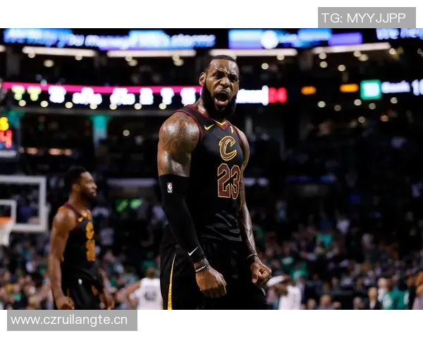 托马斯布莱恩特绝杀被帽怒推摄像头引发热议