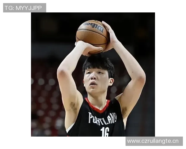 杨瀚森防守位置感显著提升媒体人称赞其持续进步表现