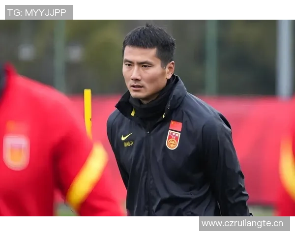 直播吧报道宋凯邵佳一亲临现场共同见证足协杯决赛精彩对决