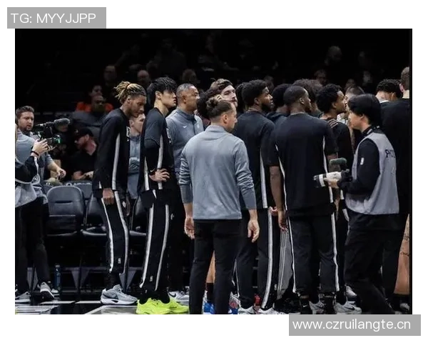 篮网队抵达澳门备战中国赛名宿卡特亲临助阵展现风采