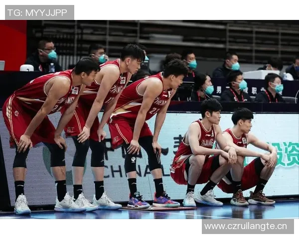 足球报初步评估莱昂纳多伤情较轻加布里埃尔或将缺席对阵浙江比赛 足球报初步评估莱昂纳多伤情较轻加布里埃尔或将缺席对阵浙江比赛